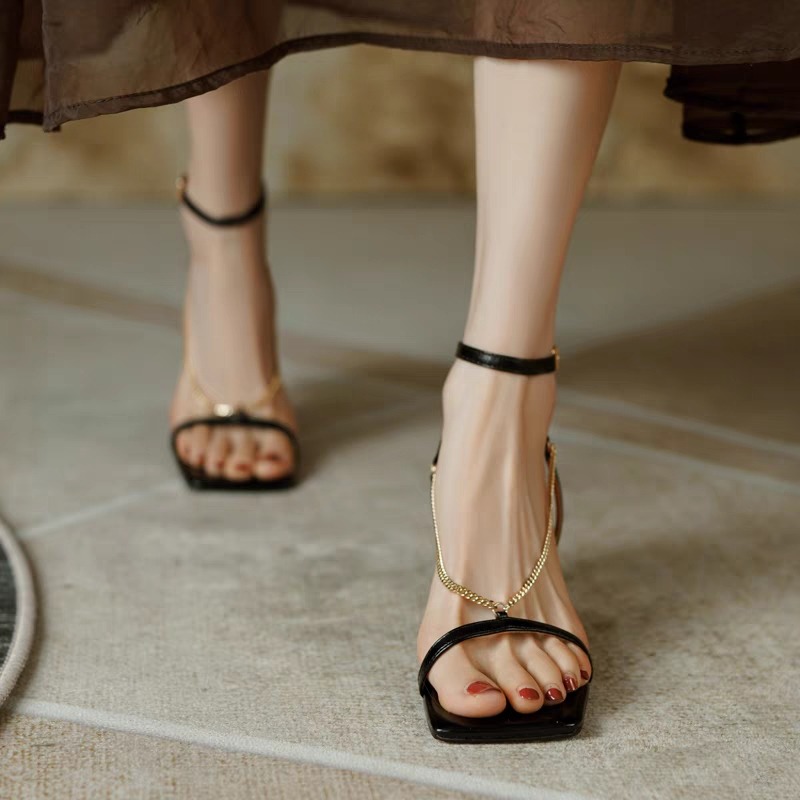 New Summer Fashion Square Toe  - Luxury Lifestyle recensione e prezzo